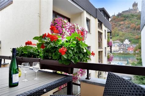 Highway is just around the corner. Apartment 10 - 1ET mit 2 Schlafzimmern - Fewo - Cochem und ...