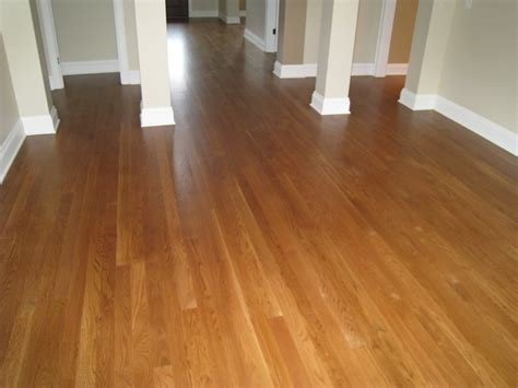 How do you choose the best laminate flooring? Laminate Wood Floor with Great and Attractive Design | Seeur