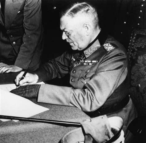 Mai 1945 kapitulierte die bereits besiegte wehrmacht. Zweiter Weltkrieg: Amerikaner feiern den 8. Mai nicht - WELT