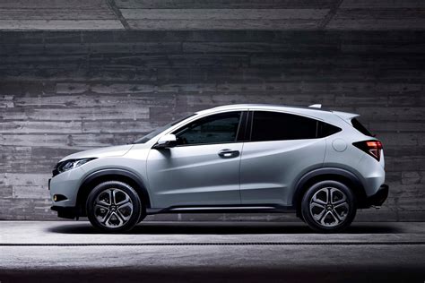 — i love my new honda hrv, i use it to drive 60 miles daily to work and it's the smoothest ride. Honda HR-V review 2015