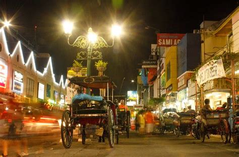 Malioboro Is A Long Way For Travelers
