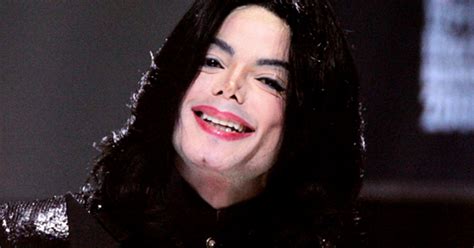 Livro Revela Detalhes Chocantes Do Corpo De Michael Jackson