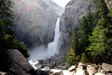 Lower Yosemite Falls Hike Near Yosemite Valley Yosemite National