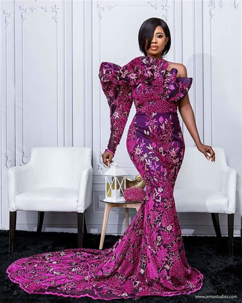 Latest Asoebi Styles 2020 Stunning Lace Styles For Beautiful Ladies