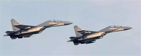 Watch Footage Shows Chinas Tailless Sixth Generation Fighters