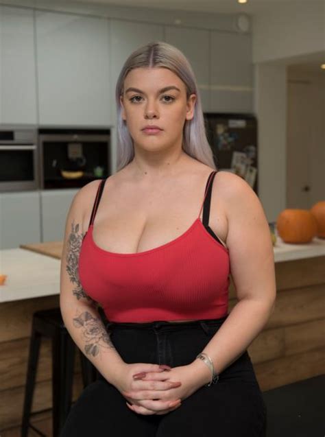 Teen With One Of The Biggest Breasts Raising Money For