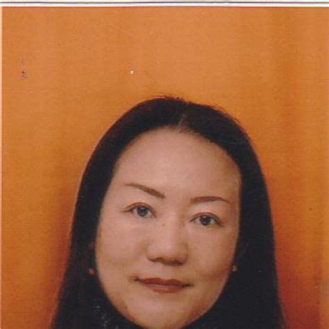 Yihua Zhou Uebersetzerin Dolmetscherin Assistentin Xing