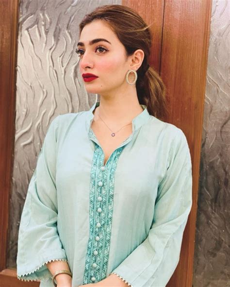 Nawal Saeed Beautiful Clicks In Different Looks Reviewitpk