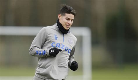 (jul 12, 1991) 5'11 165lbs. Everton FC James Rodríguez: El 10 está de vuelta: James ...