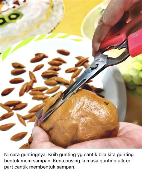 1024 x 768 jpeg 77 кб. Cara Mudah Dan Sedap Nak Buat Kuih Gunting Legend. Mesti ...