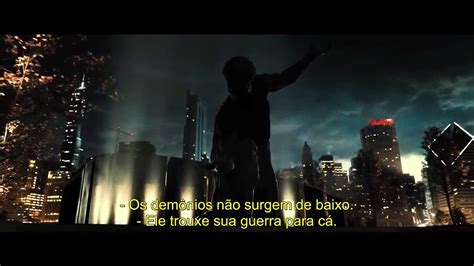 Batman vs Superman A Origem da Justiça Trailer Legendado Vídeo