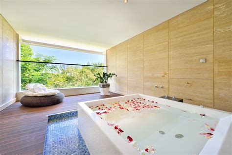 Located 36 km from worcester, this ma hotel offers a unique experience, with a variety of functionality from rehearsal dinners to wedding weekends. DevinSky Hotel Seminyak Rebrands - NOW! Bali