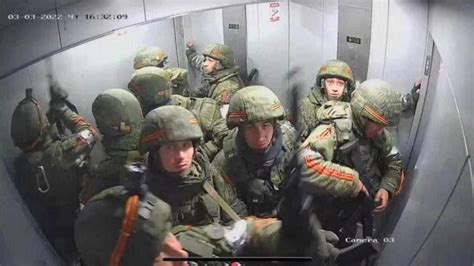 Photo Of Russian Troops Supposedly Stuck In An Elevator Is Going Viral