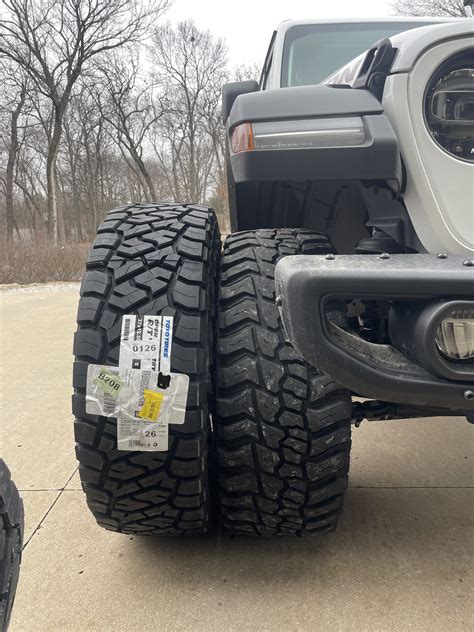 Toyo Open Country Rt Trail 37x1250x17 On A Ecodiesel Review Jeep