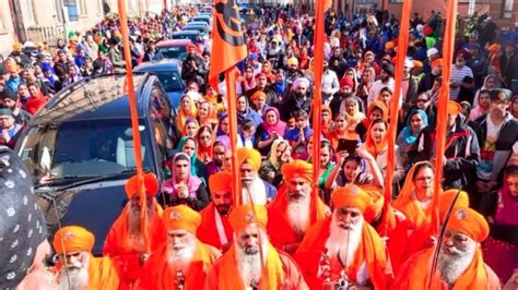 Happy Vaisakhi Find Out Why Sikhs Celebrate It Itv News Central
