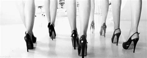 How To Walk In Different Heels Like A Pro Start From The Basics