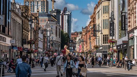 Breaking news headlines about leeds united linking to 1,000s of websites from around the world. Understanding differences in population estimates for ...