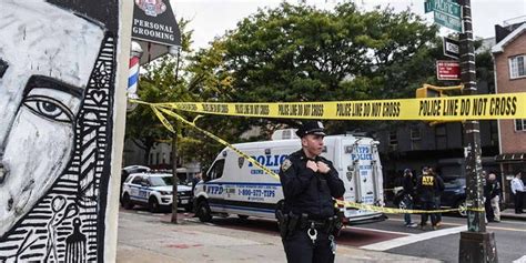 Nyc Gunplay Surges With Man Killed In Broad Daylight Shooting 6 Others