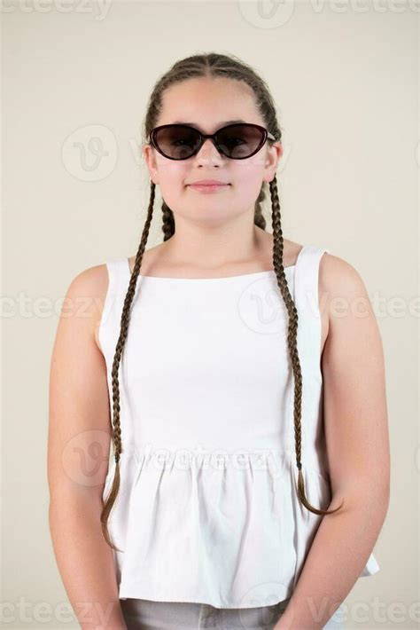 Cute Teenager Girl With Sunglasses 24347270 Stock Photo At Vecteezy