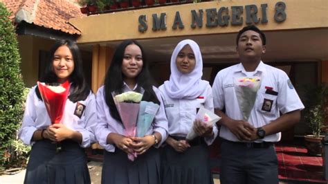 Sma negeri 106 jakarta diresmikan pada tanggal 20 november 1990, oleh gubernur dki jakarta bapak wiyogo atmodarminto. SMAN 8 Bandung | Edumor.com