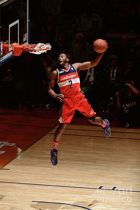 John Wall Dunking Wizards