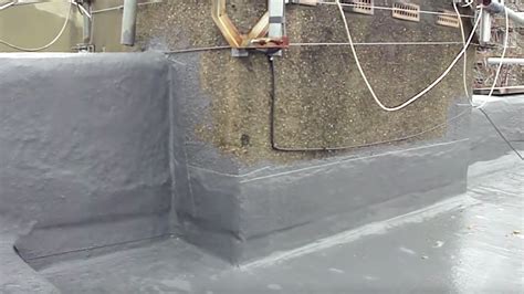 Kemperol® waterproofing is fabricated on site using specially engineered resins that provide excellent workability and curing. kemperol v210 is a liquid flat roofing system