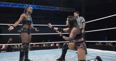 Kiera Hogan And Diamante Face Off For First Time At Ladies Night Out 8