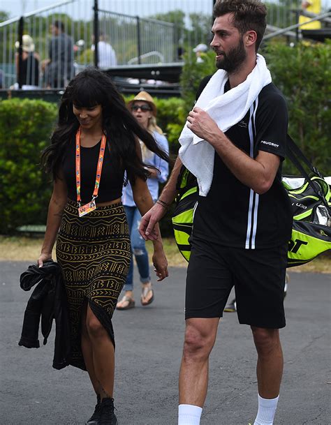 Leïla da rocha est une ancienne sportive de haut niveau. Benoît Paire en couple avec Shy'm - Roland Garros : qui ...