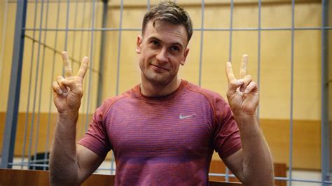 Pussy Riot S Pyotr Verzilov Regains Consciousness Three Days After Being Poisoned On September