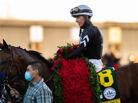 Photos Show A Surreal Scene At The Kentucky Derby During The Pandemic