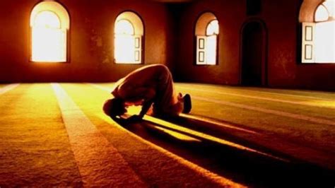 Sholat subuh merupakan sholat dua rakaat yang dilaksanakan saat cahaya putih muncul di ufuk timur sampai matahari belum terbit di sebelah ufuk barat.jumlah rakaat sholat subuh adalah 2 rakaat yang akan diakhiri dengan satu salam. Niat Sholat Sunnah Rawatib Qobliyah & Ba'diyah Sebelum ...