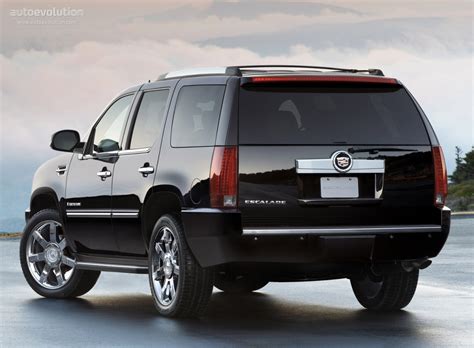 It was cadillac's first major entry into the suv market. CADILLAC Escalade specs & photos - 2006, 2007, 2008, 2009 ...