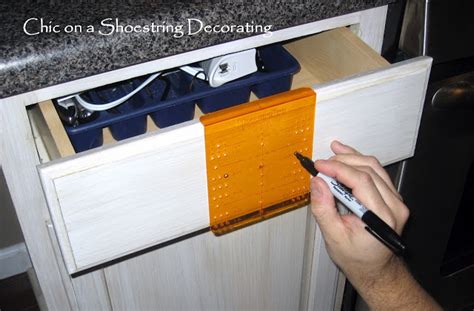 Our drawer boxes are hand made from the highest quality materials and are custom built to your specifications, making them the perfect solution for helping to restore your worn cabinetry. Chic on a Shoestring Decorating: How to Change Your ...