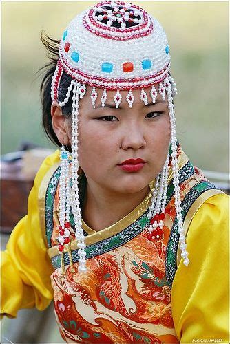 Mongolie Portrait 12 Costumes Around The World American Indigenous