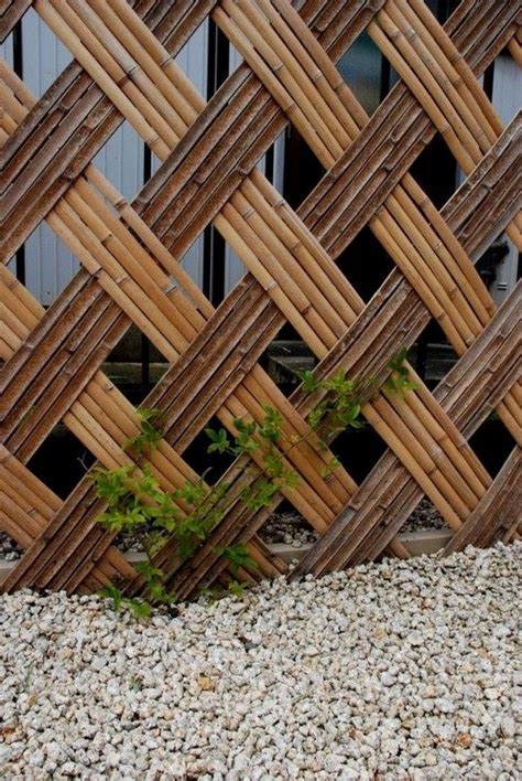 10 Simple Bamboo Fence Ideas For Your Garden Bamboo Fence Bamboo