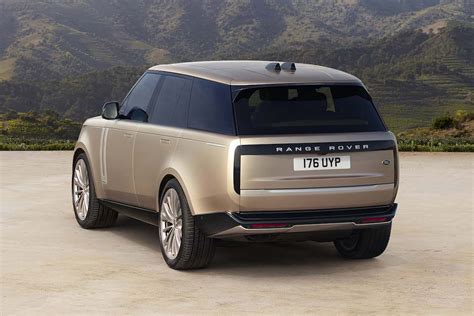 High Resolution 2023 Range Rover Markup