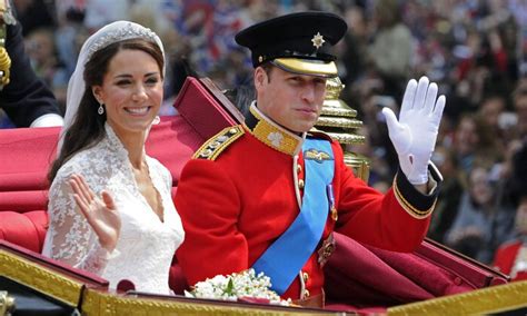 Ketua cawangan pusat sumber farmasi farmasi logistik farmasi utama (multidisiplin) farmasi ambulatori farmasi institusi. Pedaço de bolo do casamento de William e Kate vai a leilão ...