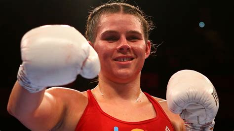 Savannah Marshall: Is Britain's undefeated world champion the hardest