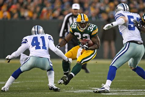 The complete analysis of green bay packers vs tampa bay buccaneers with actual predictions and previews. NFL Week 9 Picks: Packers vs. Cowboys Spotlight Game ...