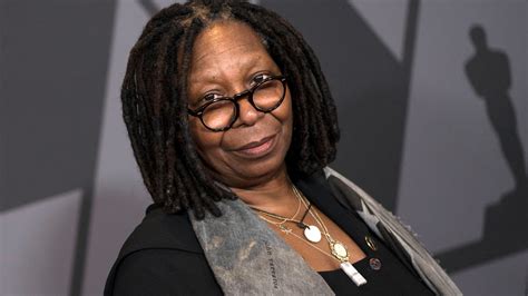 All About Whoopi Goldbergs Net Worth And Her Personal Life Fast And Updated News Celebrity