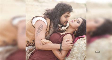 Sakthi Vasu And Poorna In A Still From The Tamil Movie Padam Pesum