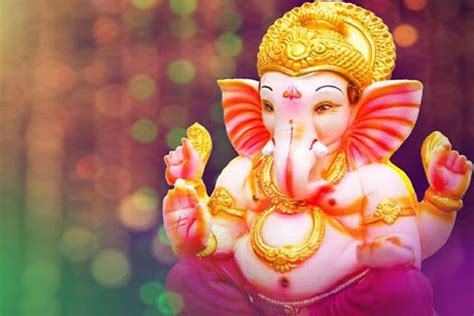 Ganesh Chaturthi 2020 गणपति बप्पा के आगमन की शुभकामनाएं दोस्तों दिश्तेदारों को इस ख़ास अंदाज