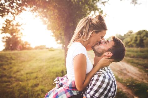 Darum Ist Küssen Viel Wichtiger Als Sex Webde