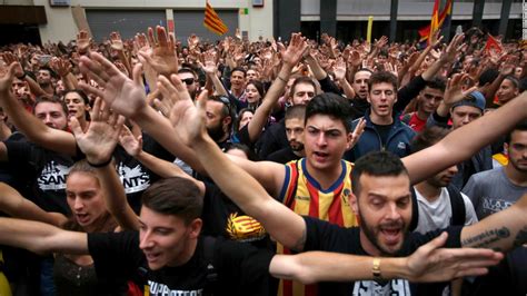Catalonia Referendum King Slams Leaders Disloyalty Cnn