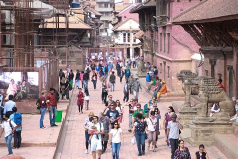 Nepal Patan 16 October 2018 Tourist And Nepali People At Patan Durbar