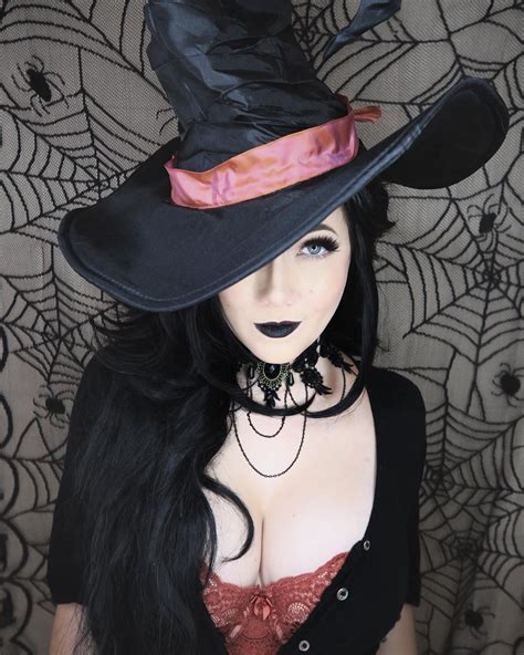 Sexy Witch By Lindsay Elyse R Cosplaygirls
