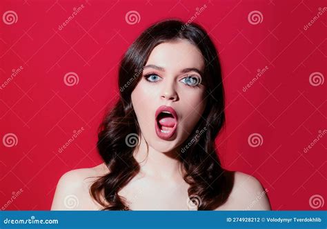 surprised woman portrait girl with open mouth people emotions reactions feelings and