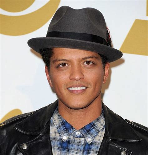 Bruno Mars Net Worth 2019 Early Life Body And Career