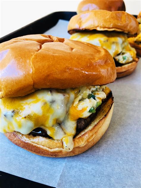 Bacon Jalapeno Popper Stuffed Burgers Cooks Well With Others