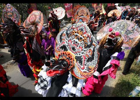 Barongan Khas Kediri Antara Foto Gambar Jaranan Barong Gambar